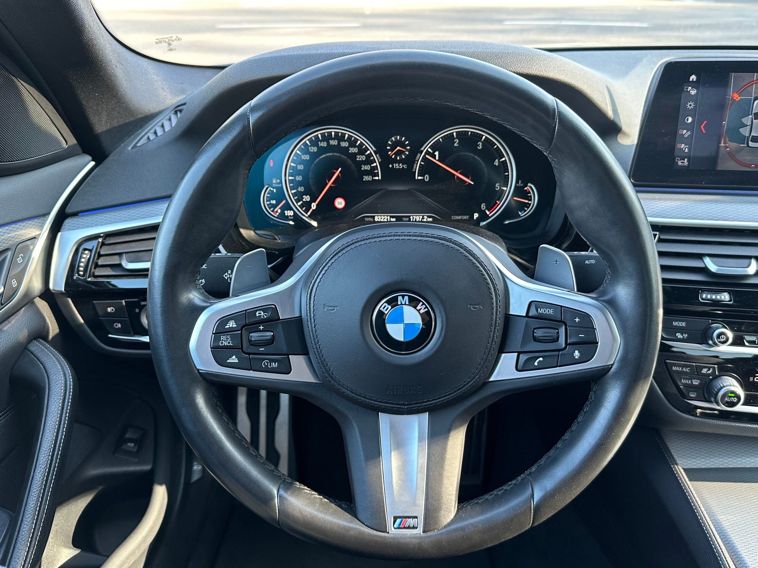 BMW 520d G30 M Sport - Slika 7