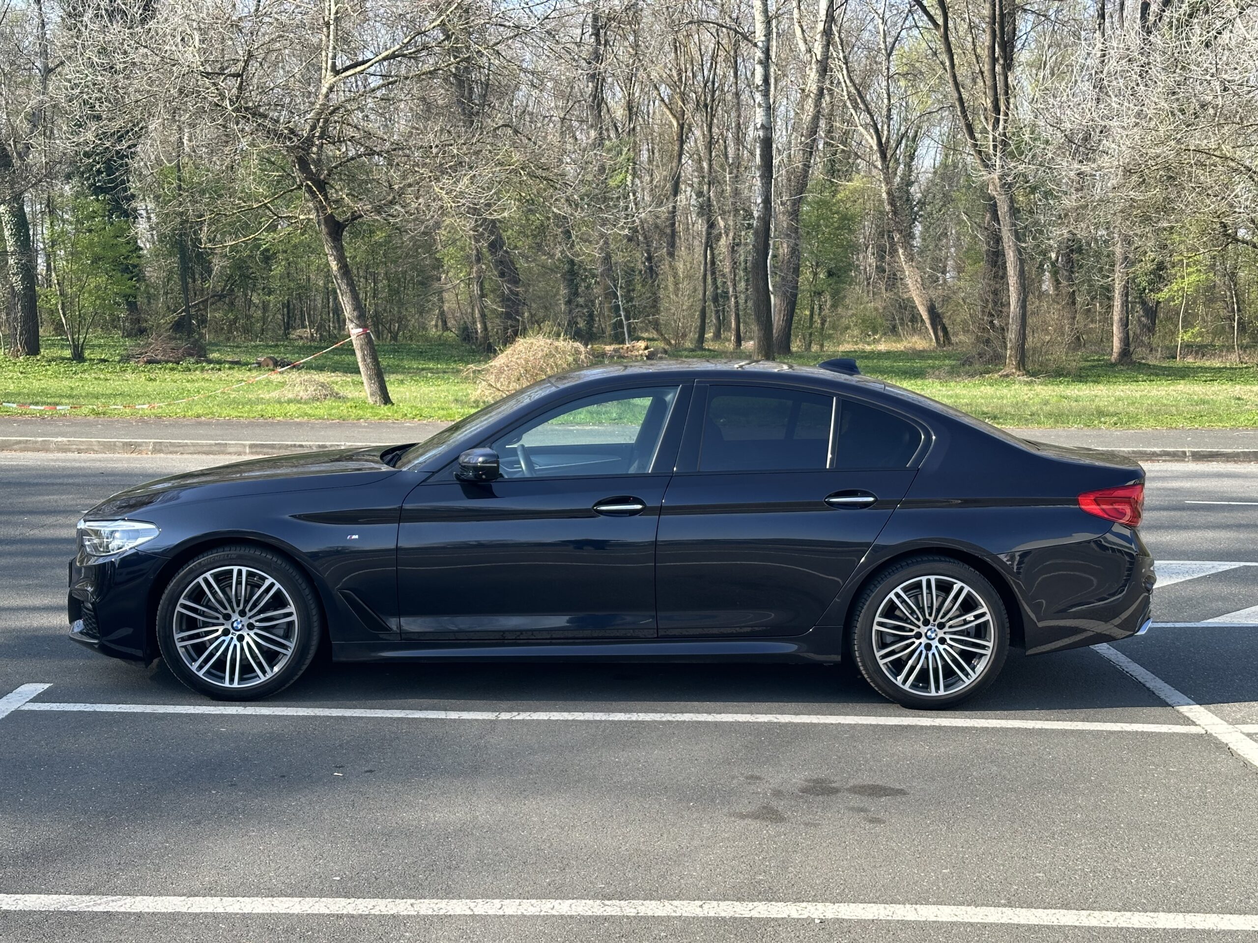 BMW 520d G30 M Sport - Slika 5