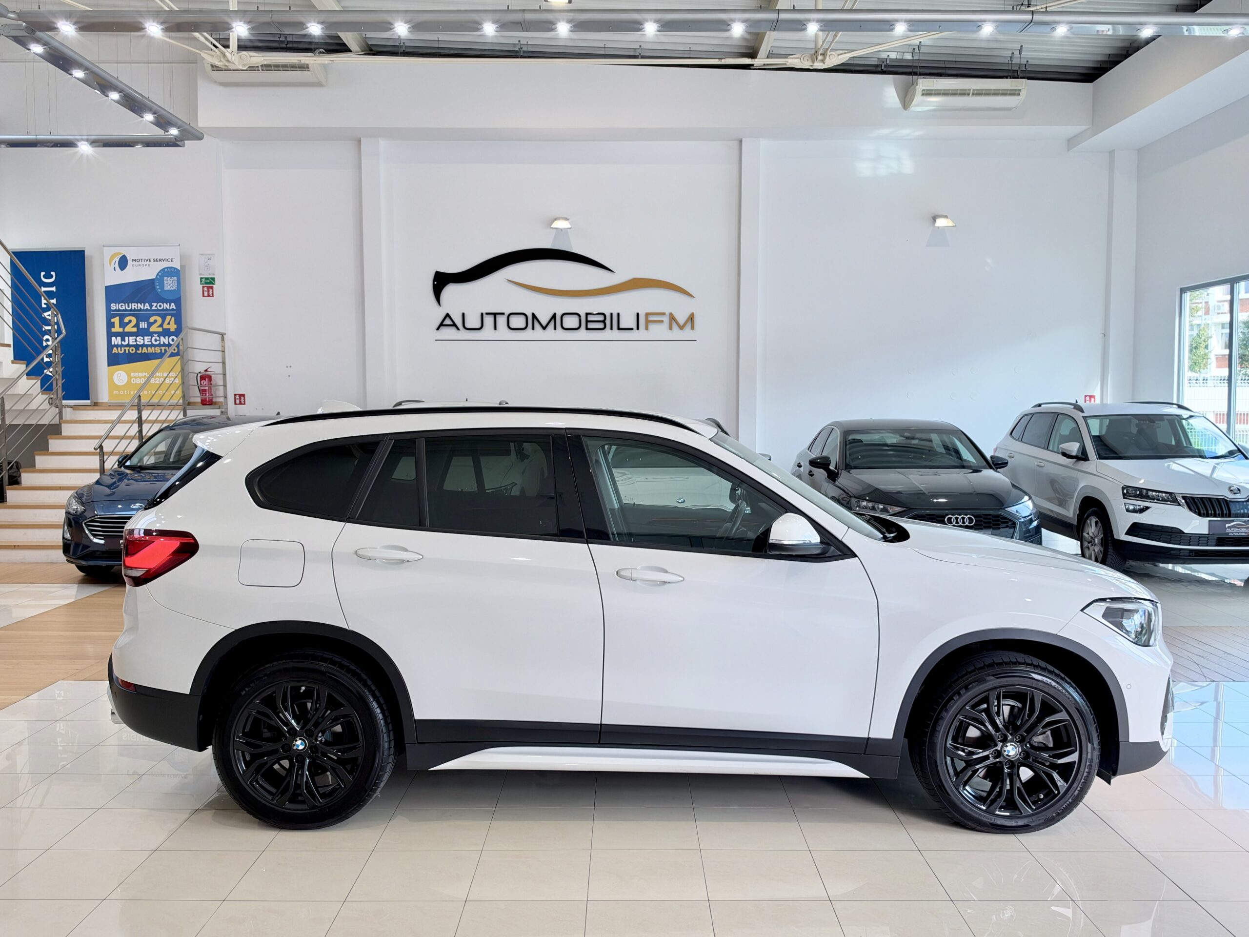 BMW X1 sDrive 18d Sport - Slika 5