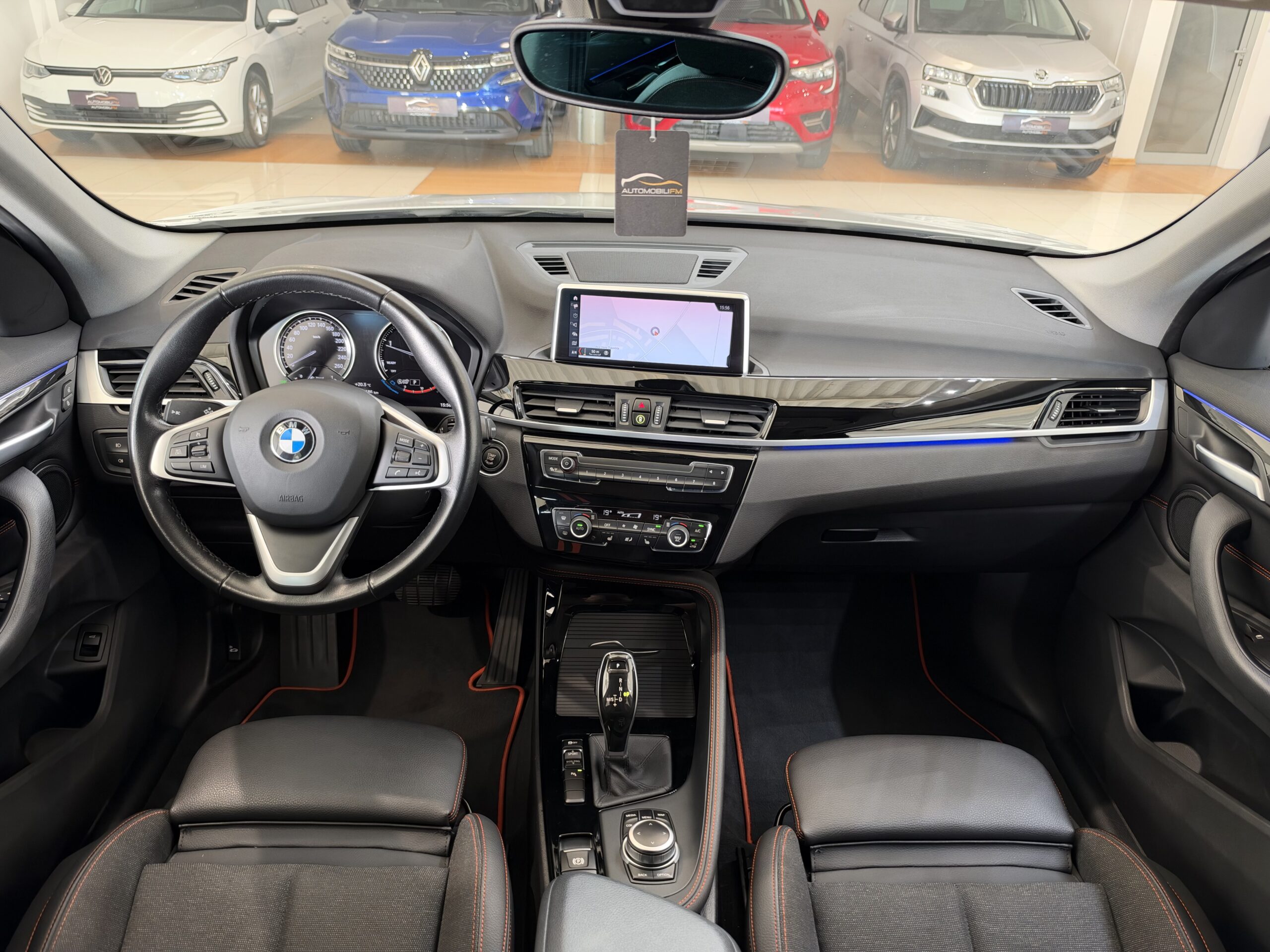 BMW X1 sDrive 18d Sport - Slika 6