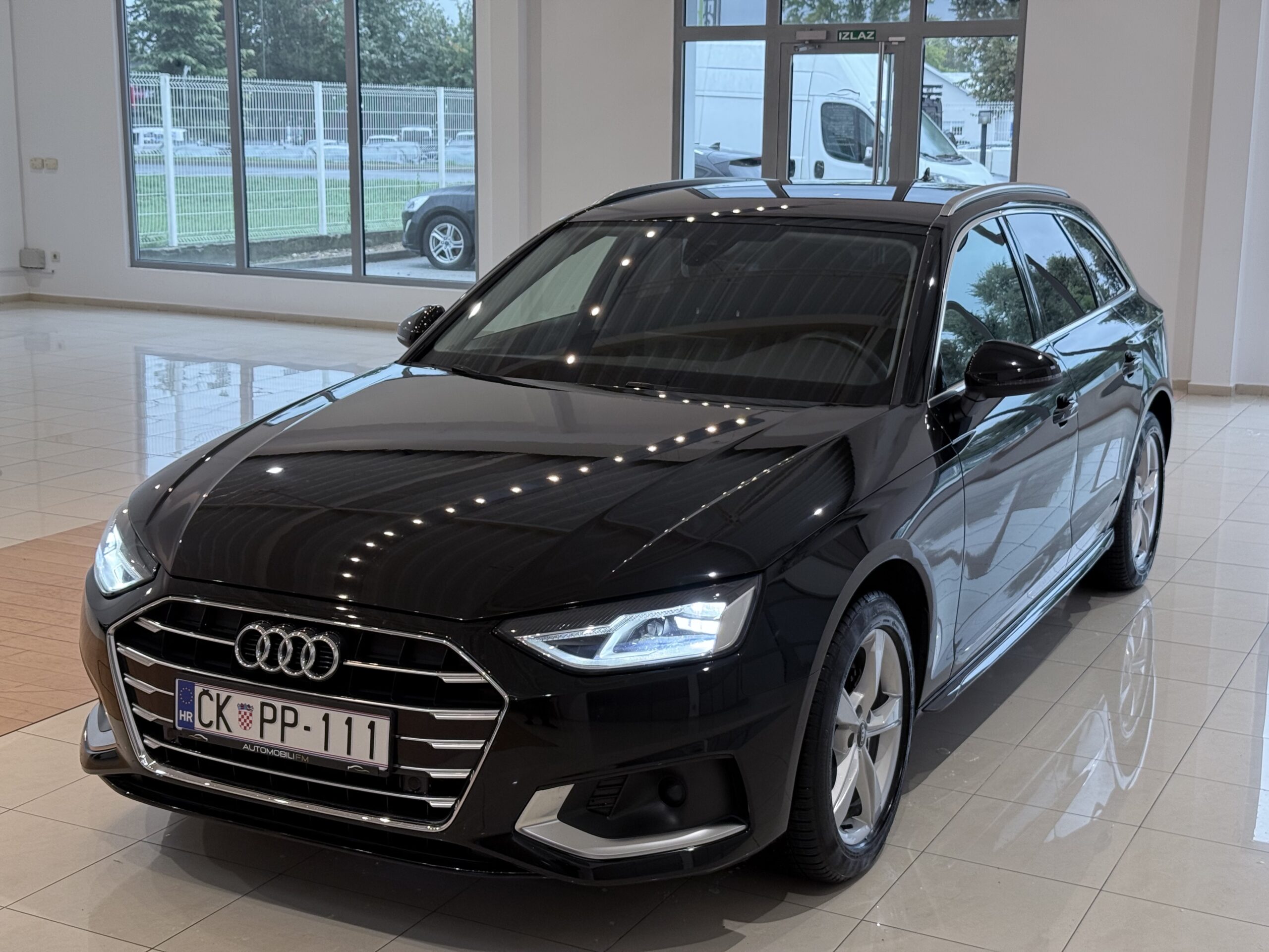 Audi A4 30 TDI Avant
