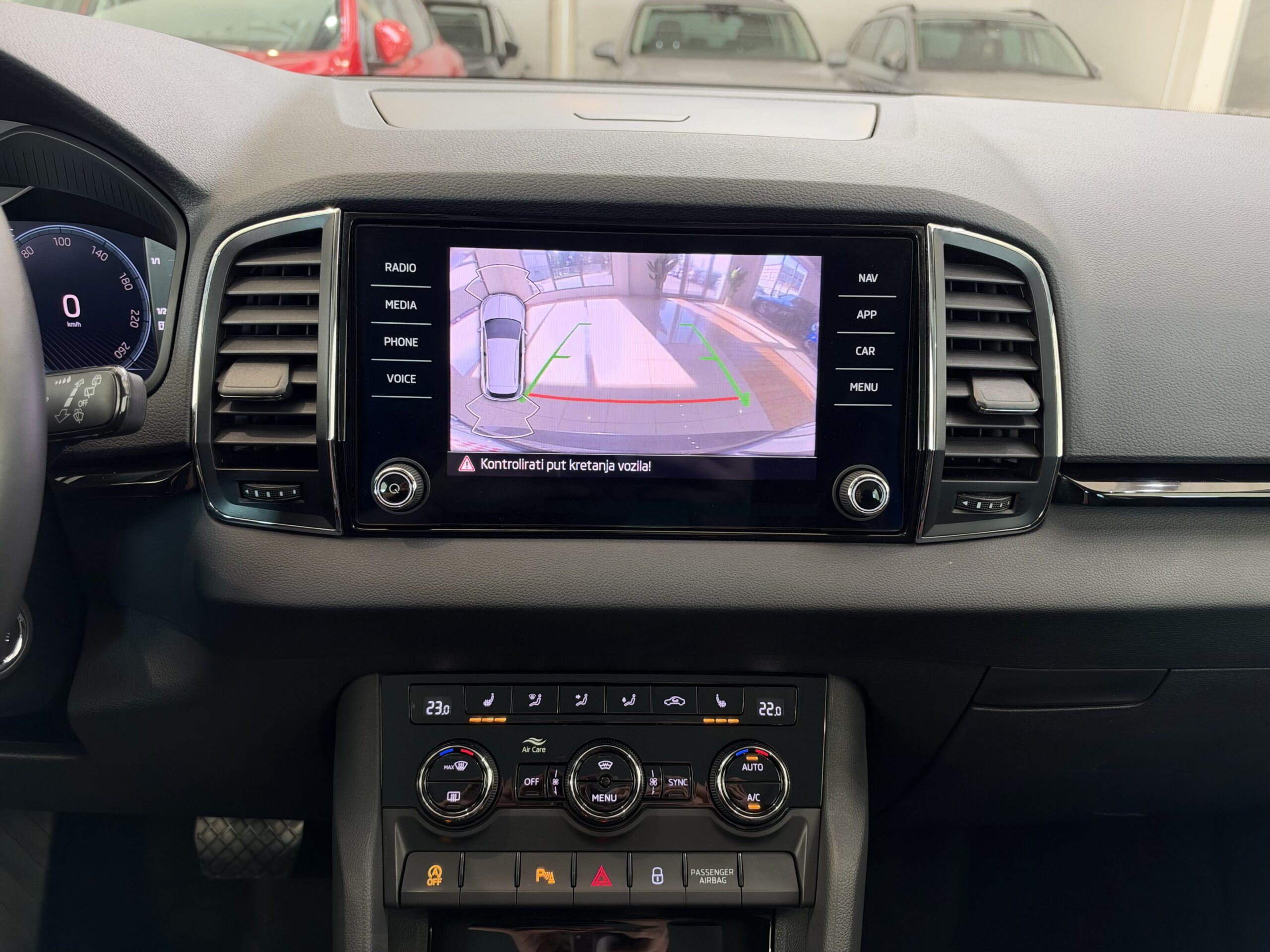 Škoda Karoq 1,5 TSI DSG - Slika 10