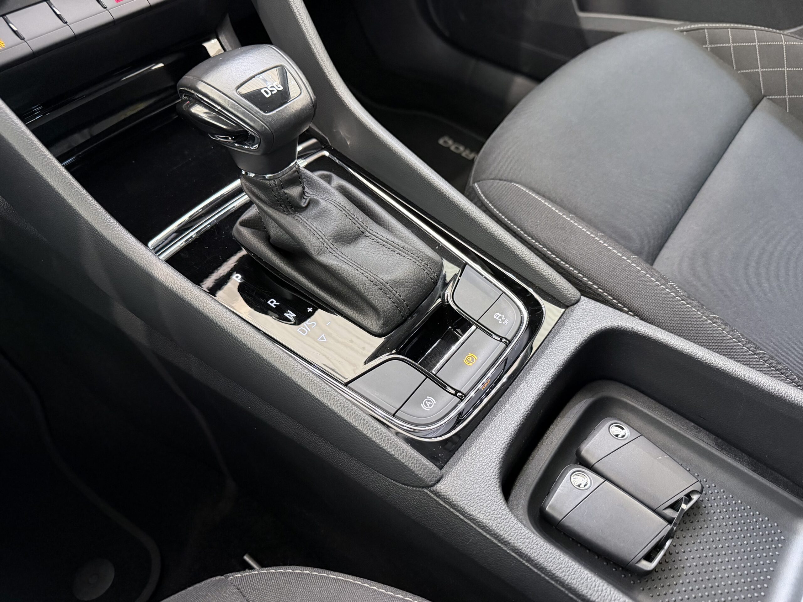 Škoda Karoq 2,0 TDI DSG - Slika 7