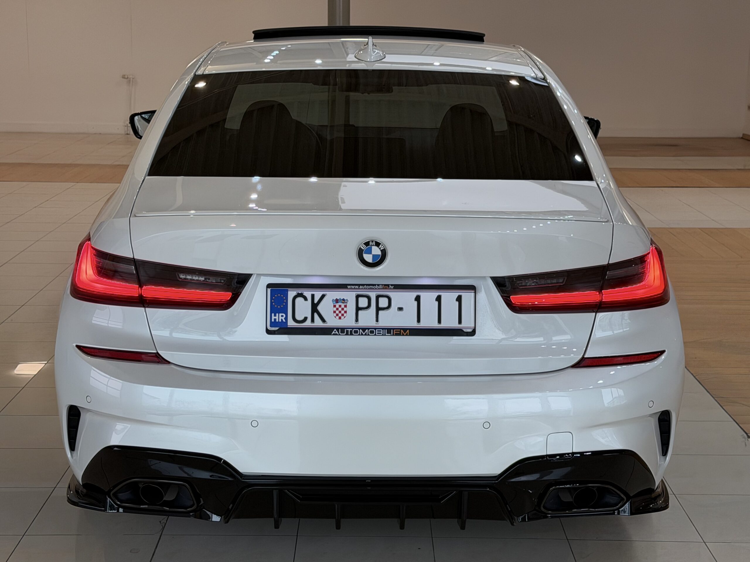 BMW G20 330d M Sport - Slika 4