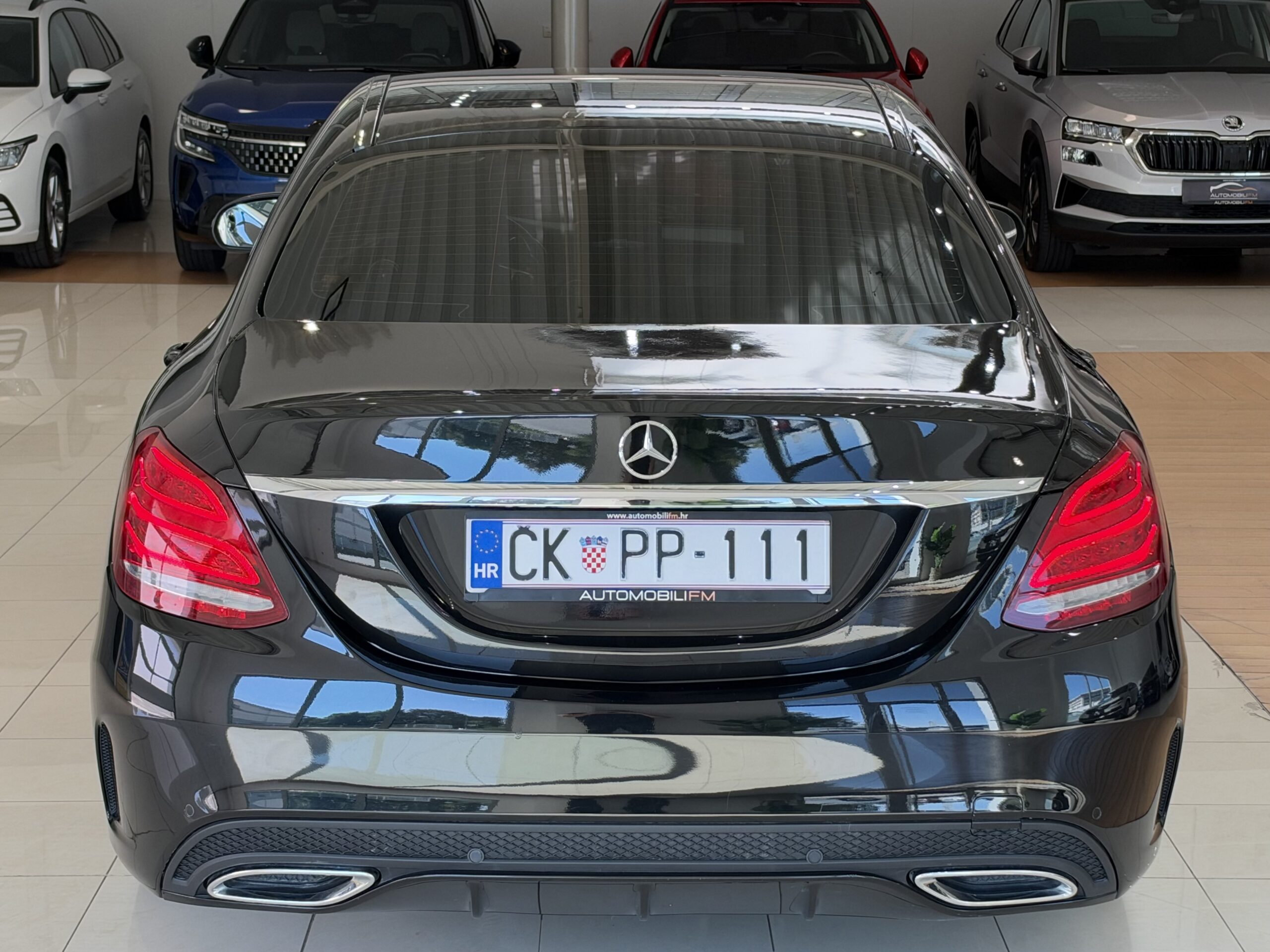 Mercedes-Benz C200d - Slika 4