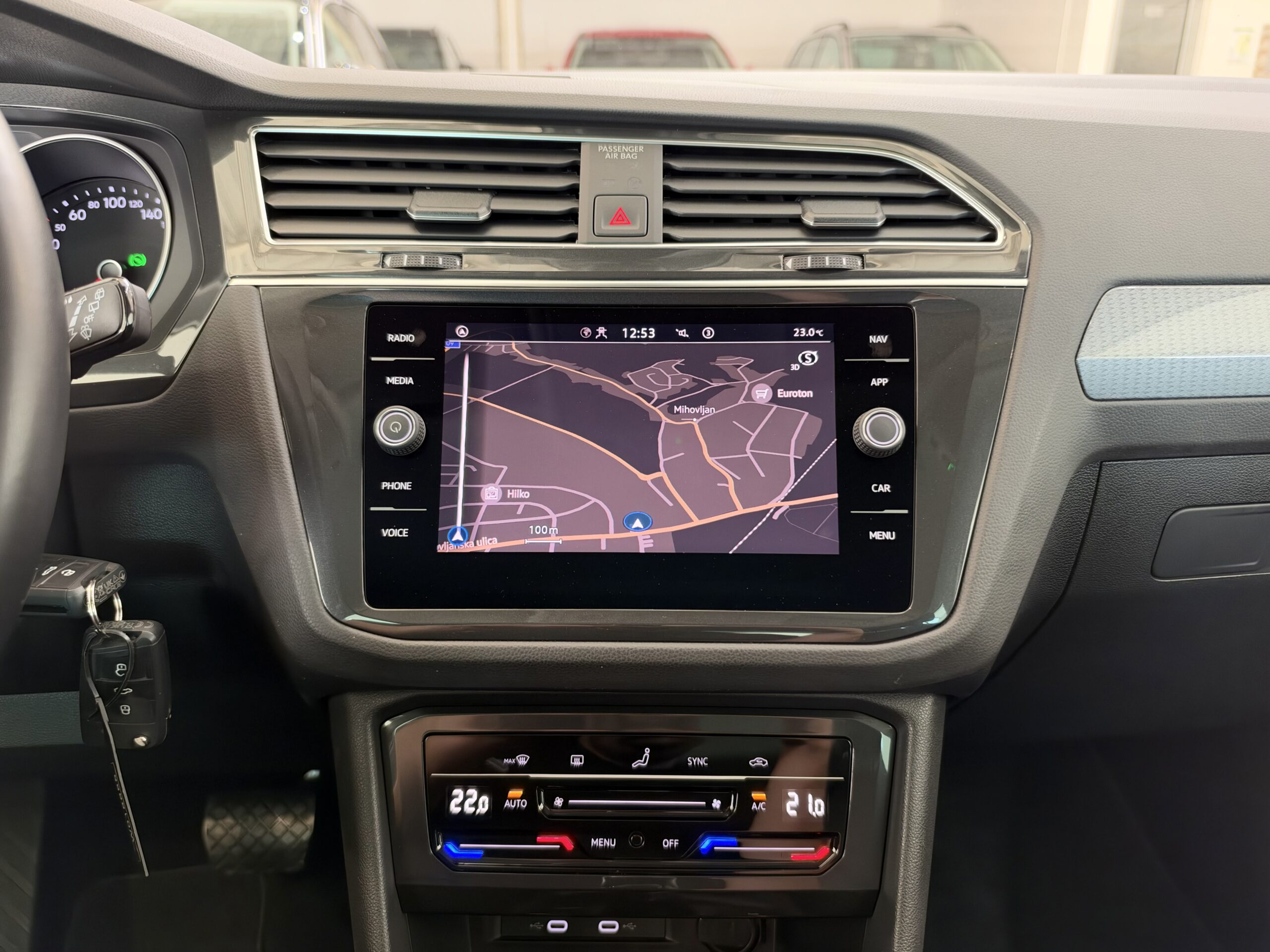 VW Tiguan 2,0 TDI DSG - Slika 8